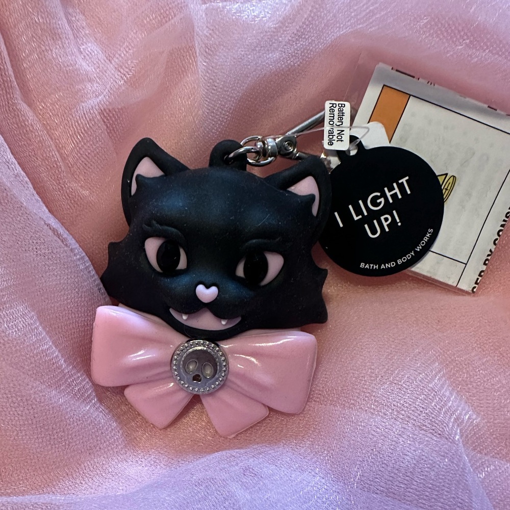 Bath & Body Works Black Cat Light-Up Keychain